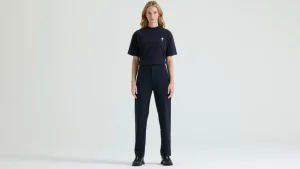 Pantalón estándar para mujer